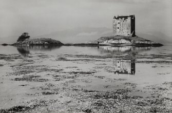 Castle Stalker.
View from East.