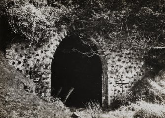 Ardmaddy Castle, Boat House.
View of entrance.