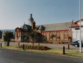 Campbeltown, Hall Street, Campbeltown Library and Museum.
General view from NNE.