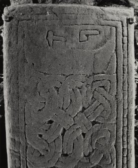 Craignish Old Parish Church.
Detail of top of West Highland stone.
