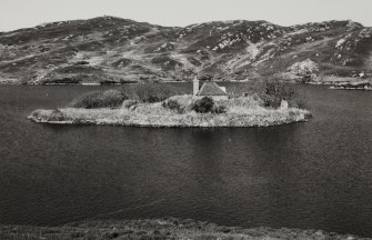 Colonsay, Loch an Sgoltaire.
General view from South-East.