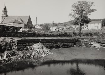 Ardrishaig, Crinan Canal, Basin.
View of basin between locks 1 and 2 drained for repairs.