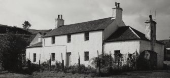 Dunstaffnage Mains Farm.
General view from North-East.