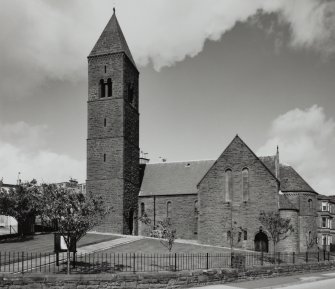 Dunoon, Kirk Brae Church.
View from South-East.