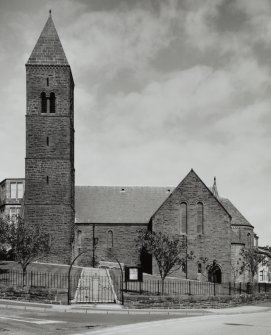 Dunoon, Kirk Brae Church.
View from South-East.