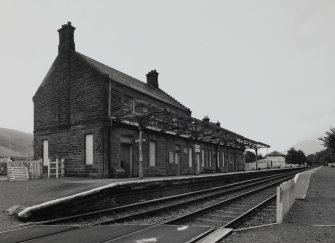 Dalmally Railway Station
View of main station buildings from SW