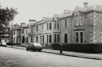 Glasgow, Victoria Park Drive South
General view from North West.