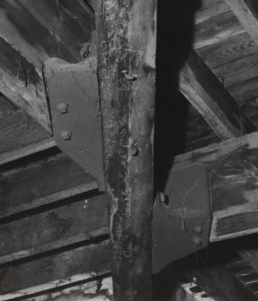 Glasgow, 13-23 Tradeston Street, Randolph & Elder Engine Works, interior.
Gallery construction, details of diagonal trimmer at junction of floors between South and West galleries.