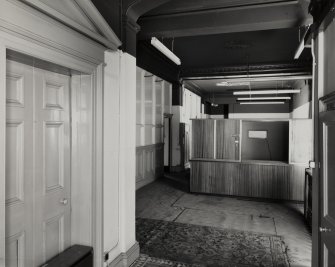 178 - 180 St Vincent Street, interior
View of ground floor North main hall from South