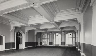 Glasgow, St Enoch Hotel, interior.
First floor, view of South dining room from South West.