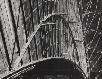 Glasgow, St. Enoch Station.
General view of East arch and canopy in the North train shed.