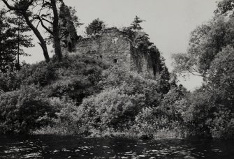 Fraoch Eilean Castle.
General view from North-East.