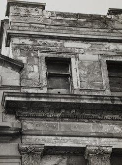 Glasgow, 17-39 Watson Street.
Detail of specimen third floor window.