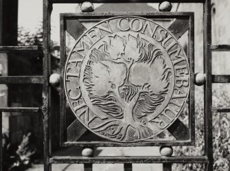 Glasgow, 9 Wester Craigs, Blackfriars Park Church.
Detail of decorative panel on gate.