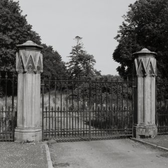 Photographic view of Arden House, South Lodge Gates and Gatepiers, detail of gatepiers and wrought iron gates and railings