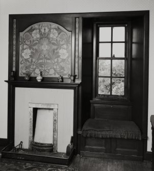 South-West bedroom, interior.
View of chimneypiece and window seat.