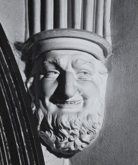 Interior.
Detail of the vaulted ceiling angle corbel in entrance hall.