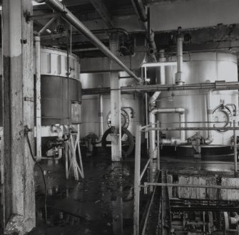 Interior view of the Acrylic and Styrene Resin Cells used for further decolourisation of the filtered Brown Liquor.  Removal of colourants in this process was by ionic exchange and absorption (T&L No.: 21176/5)