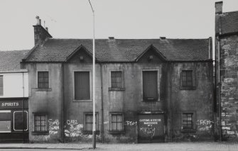 General view of no. 41 South Harbour Street from N.