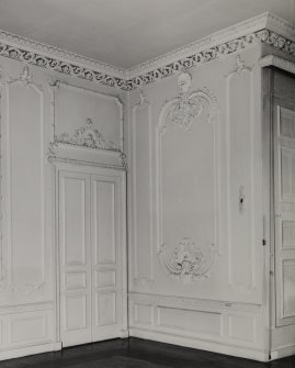 Interior.
Detail of new drawing room.
