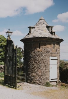 Doocot and gate, view from South West