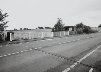 Hungryside Bridge, Forth and Clyde Canal, Lifting Bridge
View from North West