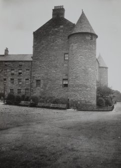 Dundee, Barrack Road, Dudhope Castle.
Detail of South elevation.