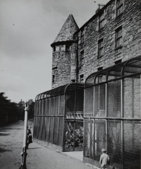 Dundee, Barrack Road, Dudhope Castle.
General view of aviaries and tower.