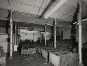 Interior.
View of split columns on ground floor flat.