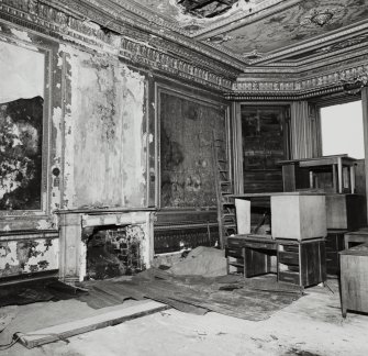 Dundee, Broughty Ferry, Camphill Road, Carbet Castle, interior.
View from North-East of First Floor South-East room, in state of disrepair.