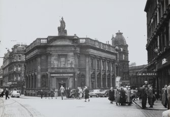 Dundee, Clydesdale Bank.
General view from South.