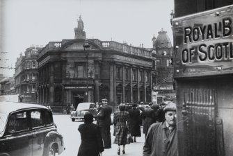 Dundee, Clydesdale Bank.
General view from South.