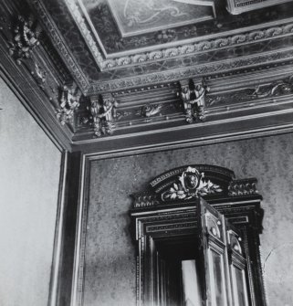 Dundee, Broughty Ferry, Camphill Road, Carbet Castle, interior.
View of Ground Floor Dining Room ceiling.