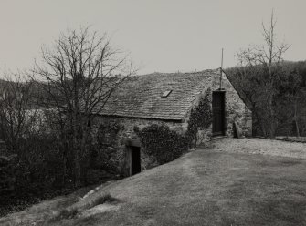 Blair Atholl, Corn Drying Kiln.
General view from East.