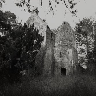 Clunie Castle.
Exterior view of tower-house from SE, showing stair-tower.