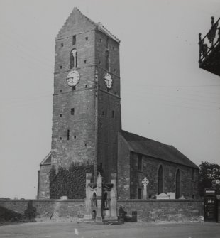 Dunning, St. Serf's Parish Church.
General view.