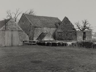 Dunning, Baldinnies Farm and Steading
View of mill building from South-West.