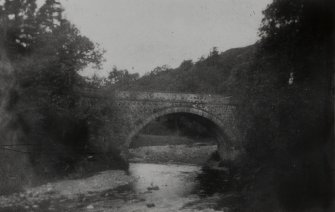 Dunning Bridge
General view. Copy of print from photograph Album no. 58, Miss Pearson's Album, p.25.