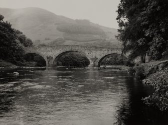 Fortingall, Bridge of Lyon.
General view from South.