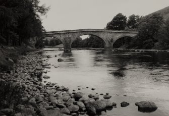 Fortingall, Bridge of Lyon.
General view from North.