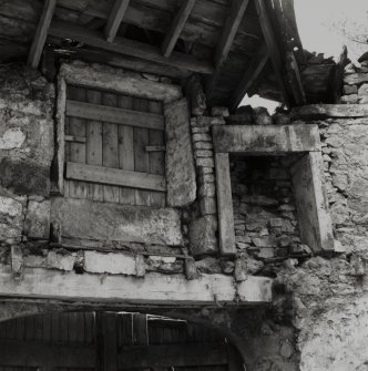 Glenfarg, Bein Cottage, Coach House.
Detail of loft fireplace and window.