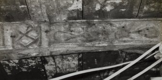 Kinross, 75 High Street, interior.
Detail of 17th century painted beam in North basement room.