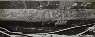 Kinross, 75 High Street, interior.
Detail of 17th century painted beam in North basement room.