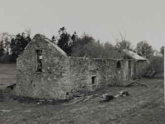 Lynedoch Cottage, outbuildings.
General view from North-East of barn/byre.