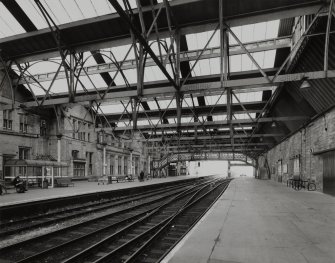 Perth, Leonard Street, General Station
Platforms 4 (left) and 3 (right): General view from south east, showing east side of main Station offices (left), and footbridge built by Alex Findlay of Motherwell in 1893