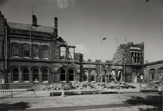 Perth, Tay Street, Baptist Church.
View looking from East, during demolition.