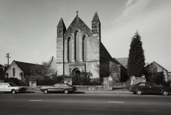 Edinburgh, East Fettes Avenue, St Luke's Parish Church.
General view from East.