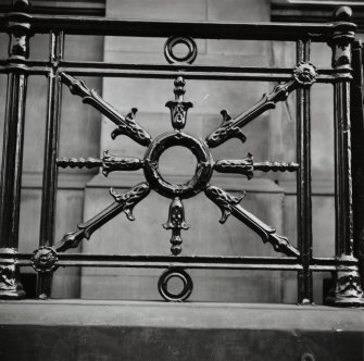 Repeating unit from a stretch of railing