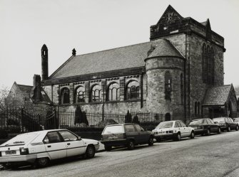 Edinburgh, Inverleith Terrace, First Church of Christ Scientist.
General view from North East.