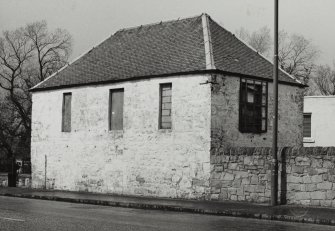 Edinburgh, Inglis Green Road, Grays Mill.
View from South.